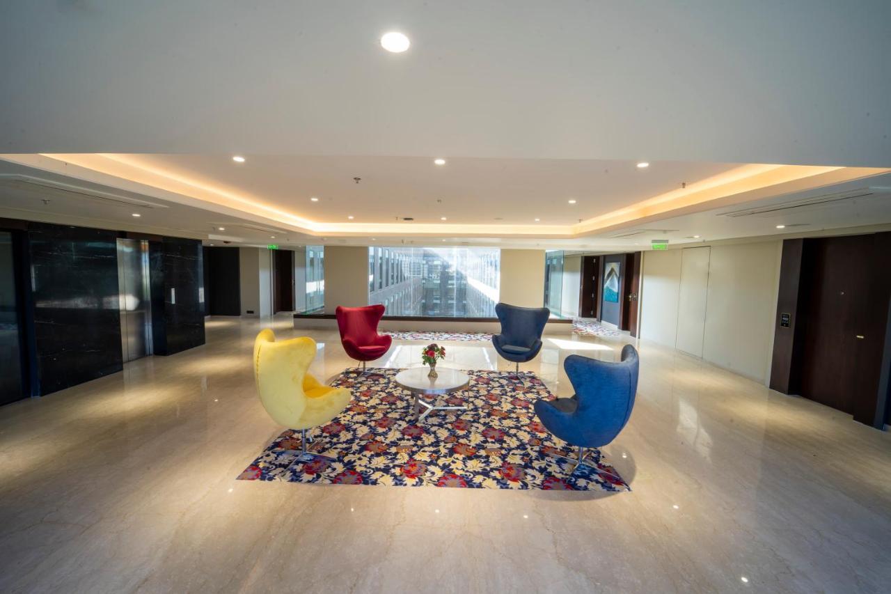 Essentia Luxury Hotel Индор Екстериор снимка